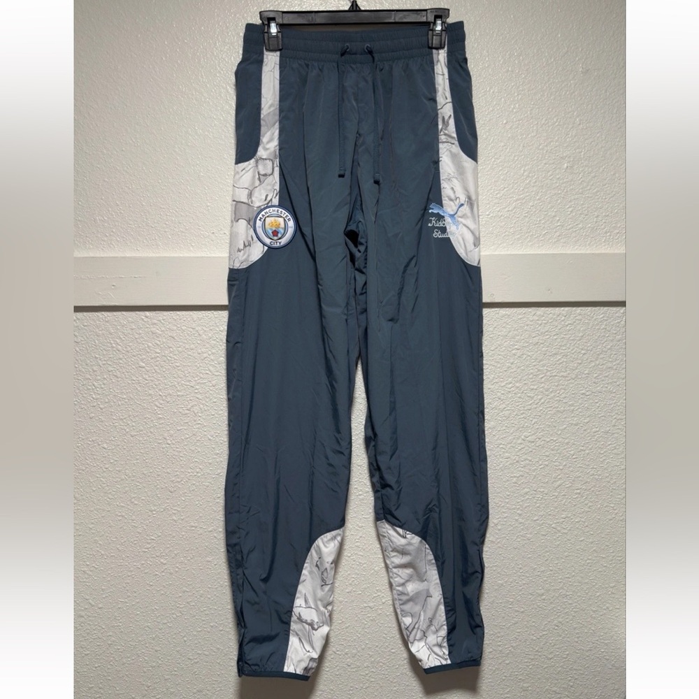 Men’s Puma Manchester City 2025 KidSuper Travel Pants Size S New 606854-16